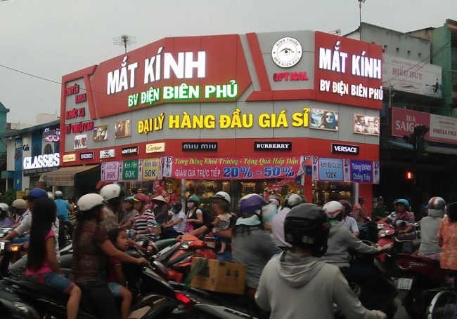 làm bảng hiệu alu